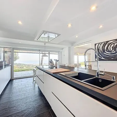 Casanova, Casa Con Vista Panoramica A Barcelona Villa Cabrils