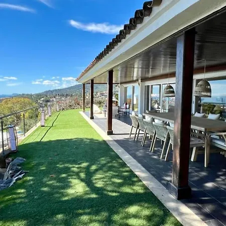 Casanova, Casa Con Vista Panoramica A Barcelona Villa